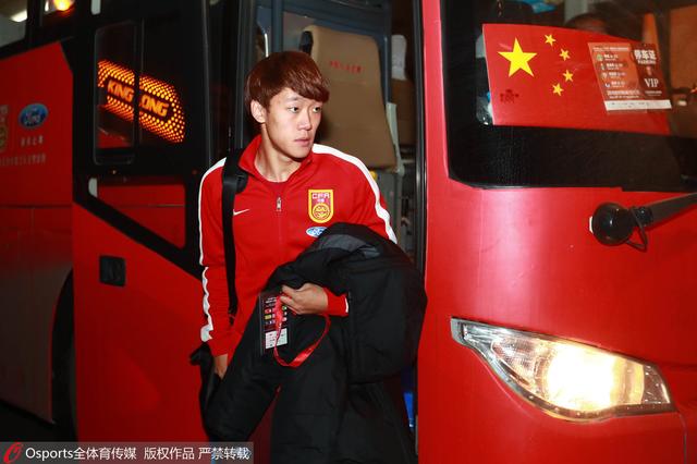 为我加油的男生